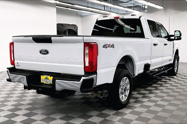 Used 2024 Ford F250 XLT AWD/4WD image 12