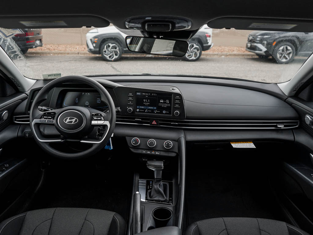 New 2026 Hyundai Elantra SE FWD image 11