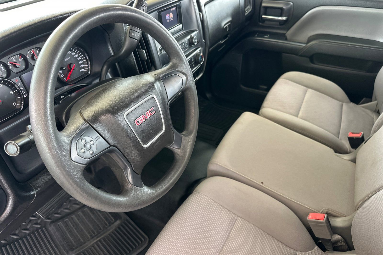 Used 2015 GMC Sierra 1500 2WD Regular Cab image 10