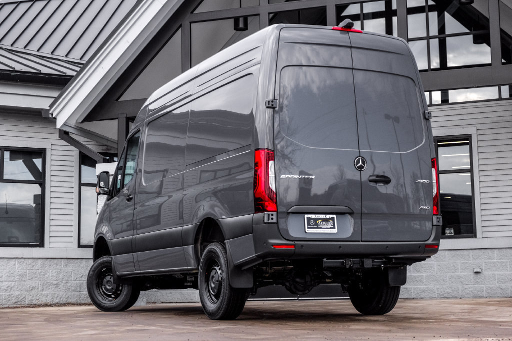 New 2026 Mercedes-Benz Sprinter 2500 image 2