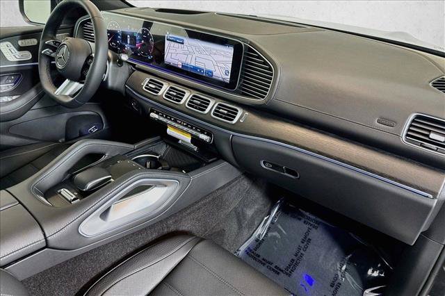 New 2026 Mercedes-Benz GLS 580 4MATIC image 28