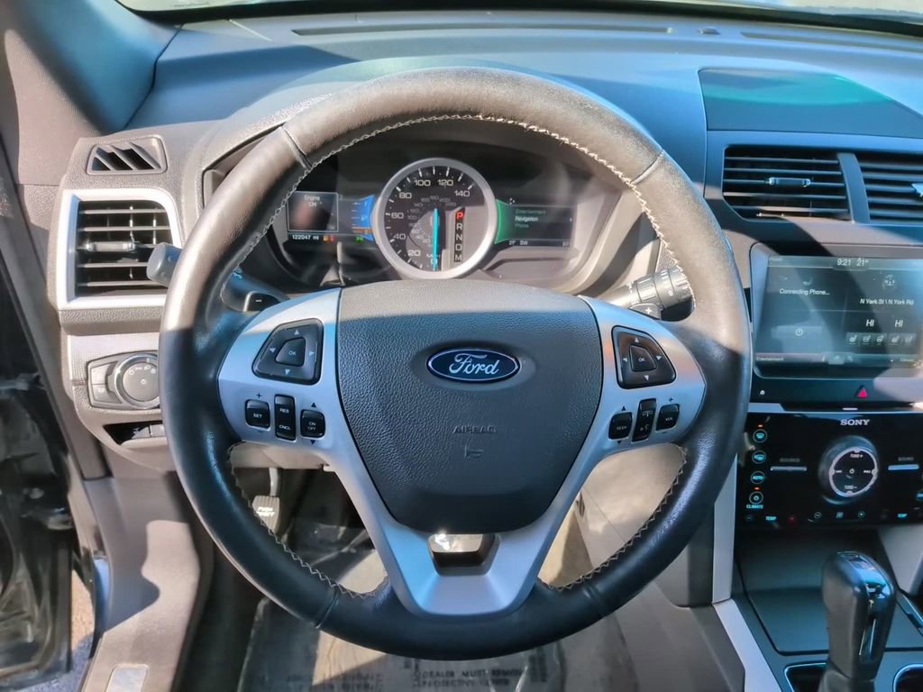 Used 2015 Ford Explorer Sport w/ Equipment Group 401A image 15
