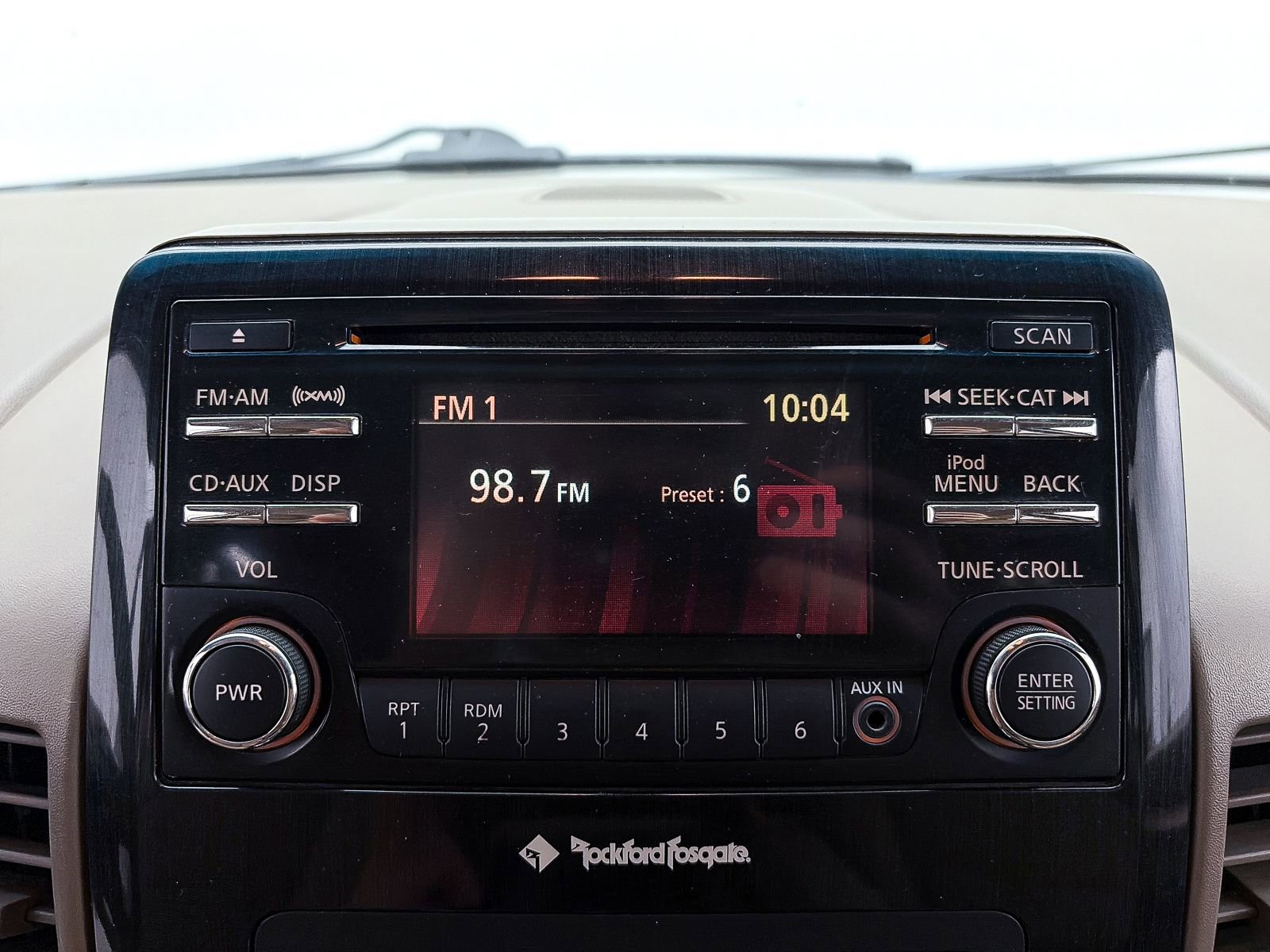 Used 2014 Nissan Titan SV w/ SV Premium Utility Package image 15