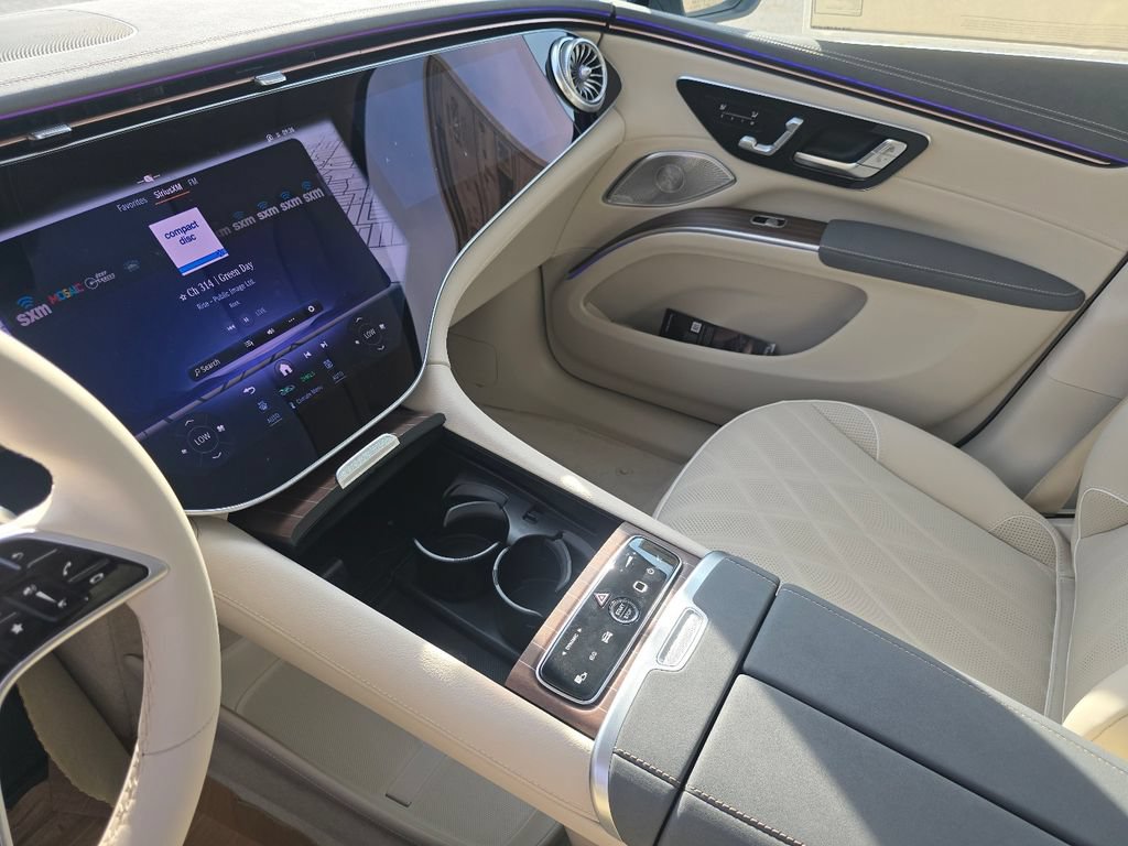 New 2027 Mercedes-Benz EQS 400 4MATIC SUV image 32