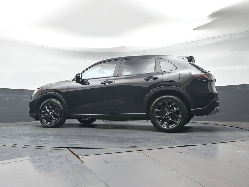 Used 2025 Honda HR-V Sport image 29