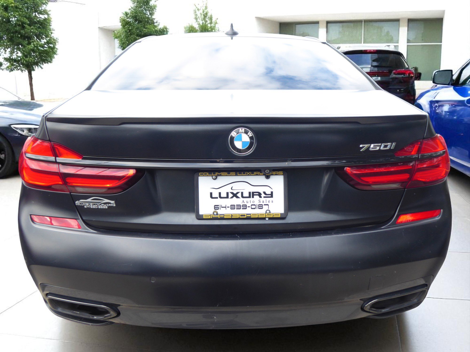 Used 2017 BMW 750i image 9