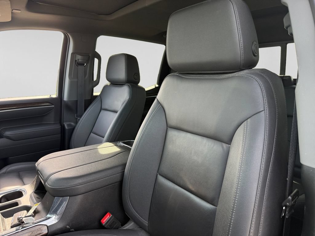 Used 2025 GMC Sierra 1500 Elevation w/ Elevation Premium Package AWD/4WD image 23