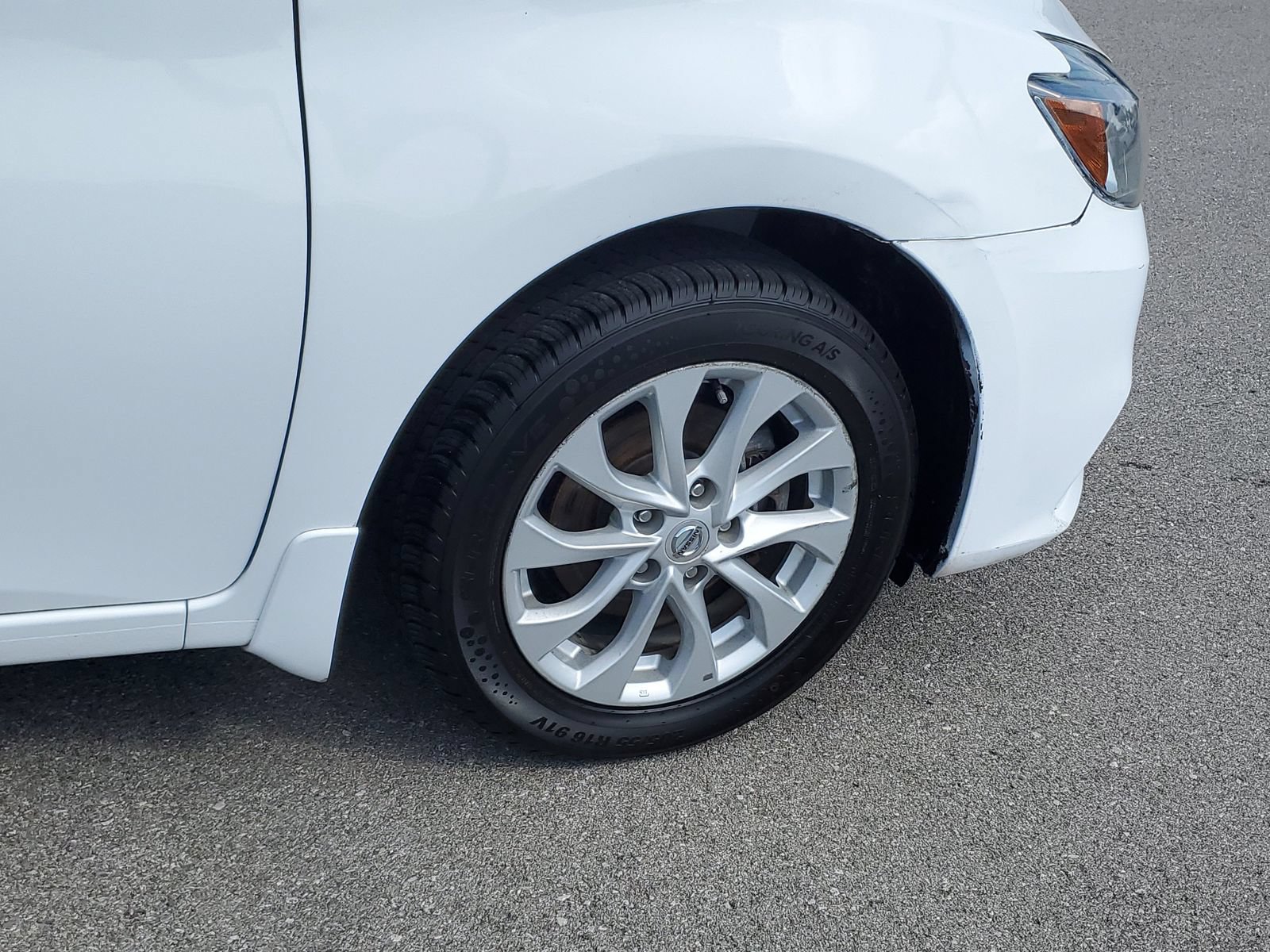 Used 2019 Nissan Sentra SV FWD image 6