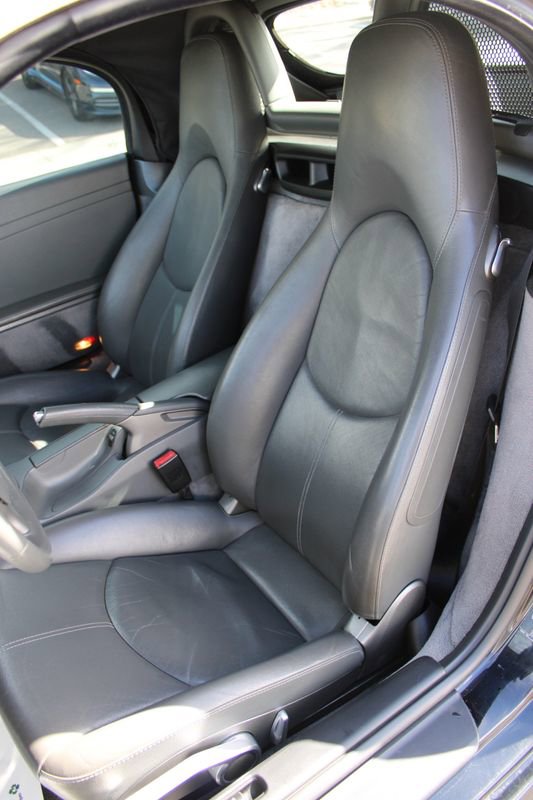 Used 2005 Porsche Boxster S image 17