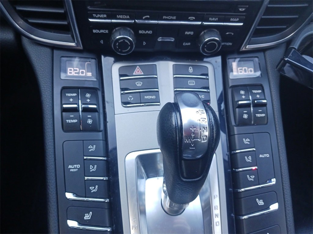Used 2013 Porsche Panamera S image 24