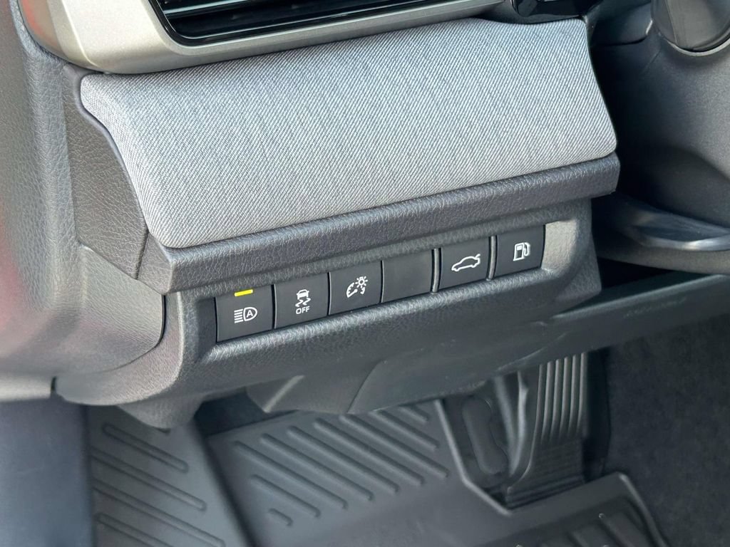 New 2026 Toyota Camry LE w/ Convenience Package FWD image 17