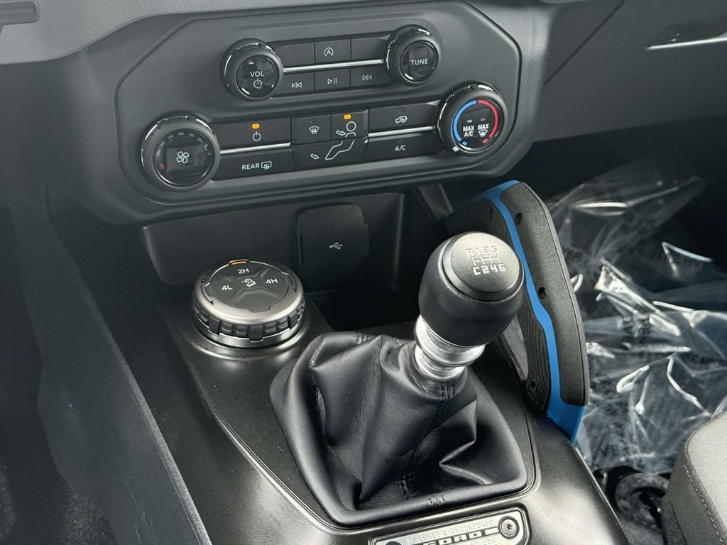 Used 2022 Ford Bronco Black Diamond AWD/4WD image 17