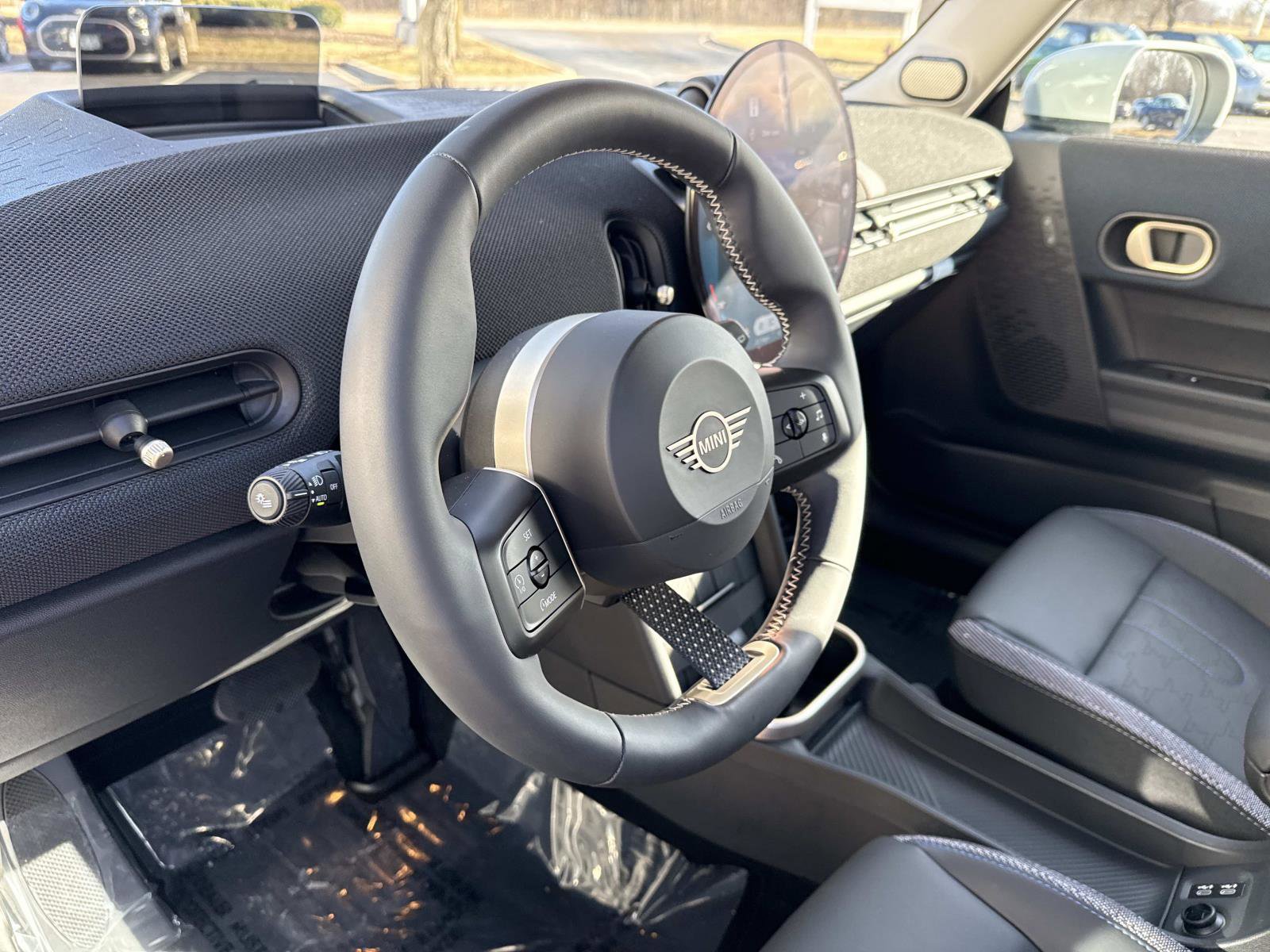 Certified 2025 MINI Cooper S FWD image 17