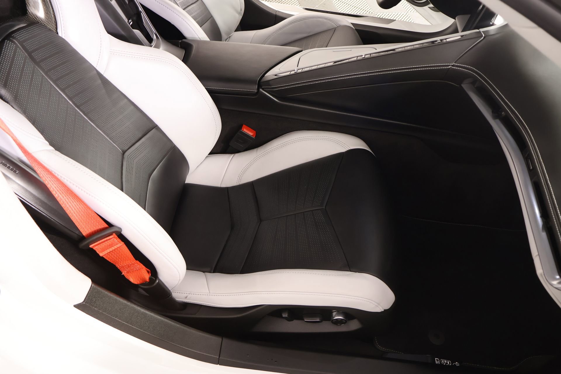 Used 2023 Chevrolet Corvette Stingray Premium Cpe w/ 3LT image 13