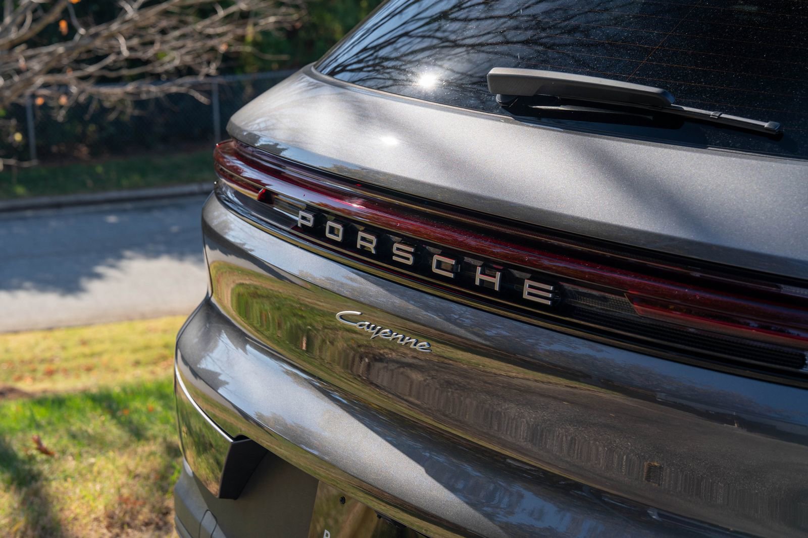 Certified 2025 Porsche Cayenne image 15