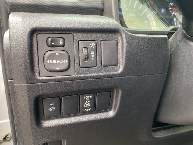 Used 2017 Toyota 4Runner SR5 RWD image 14