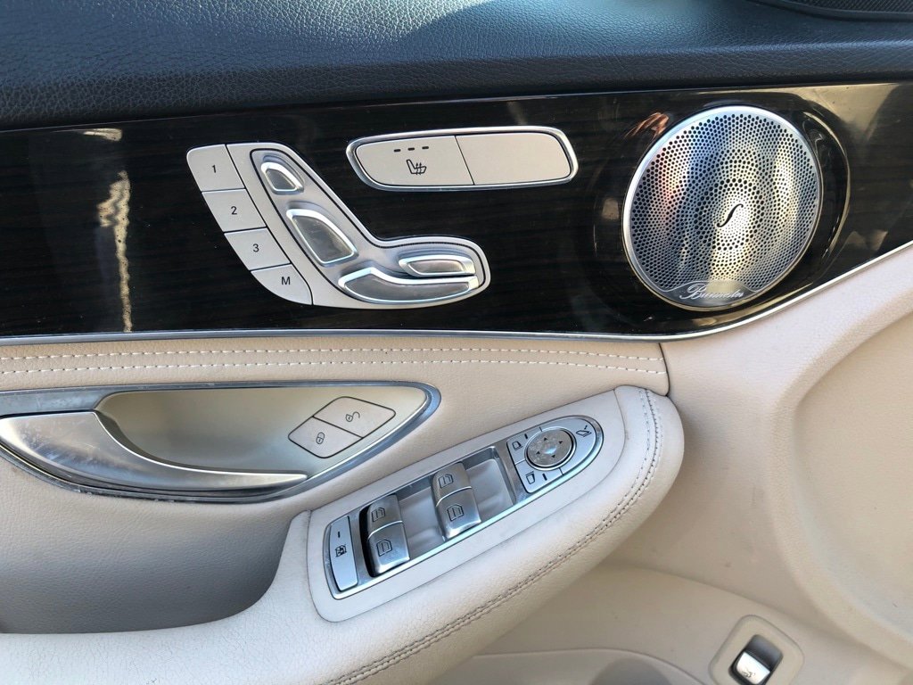 Used 2015 Mercedes-Benz C 300 4MATIC Sedan image 12