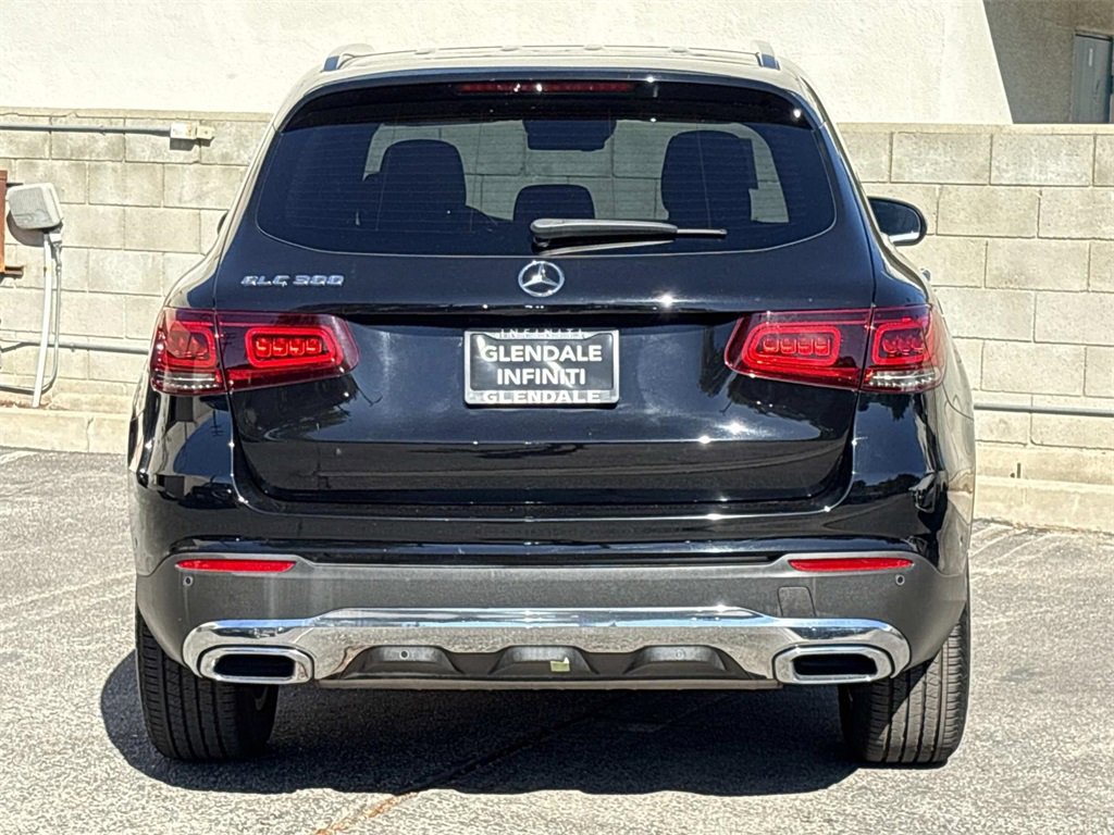 Used 2020 Mercedes-Benz GLC 300 image 4