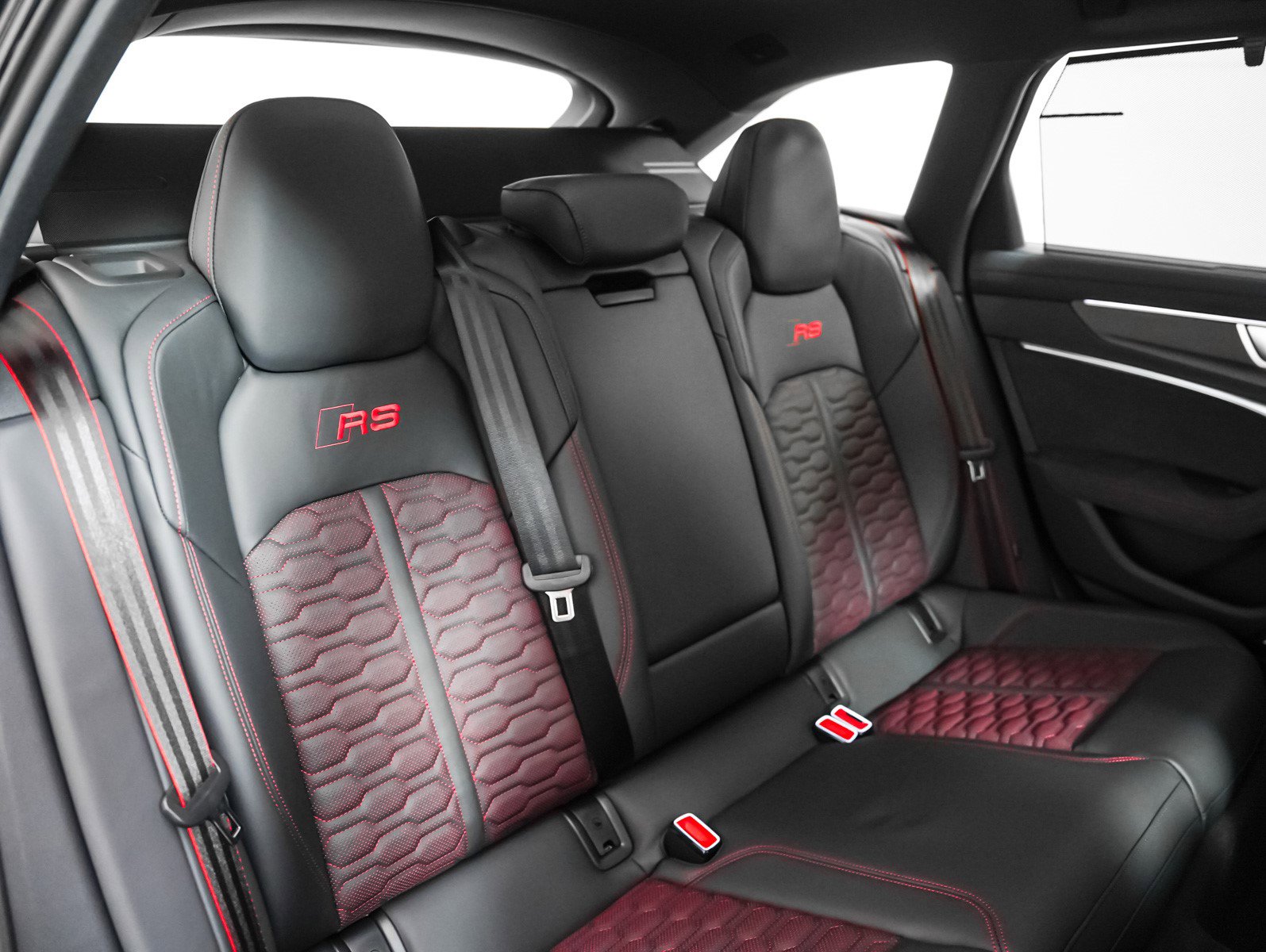 New 2025 Audi RS 6 performance image 10