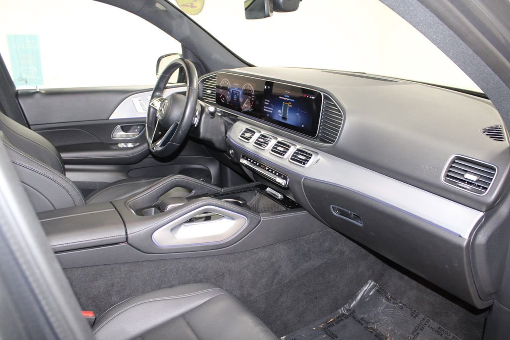 Used 2024 Mercedes-Benz GLE 450e 4MATIC image 29