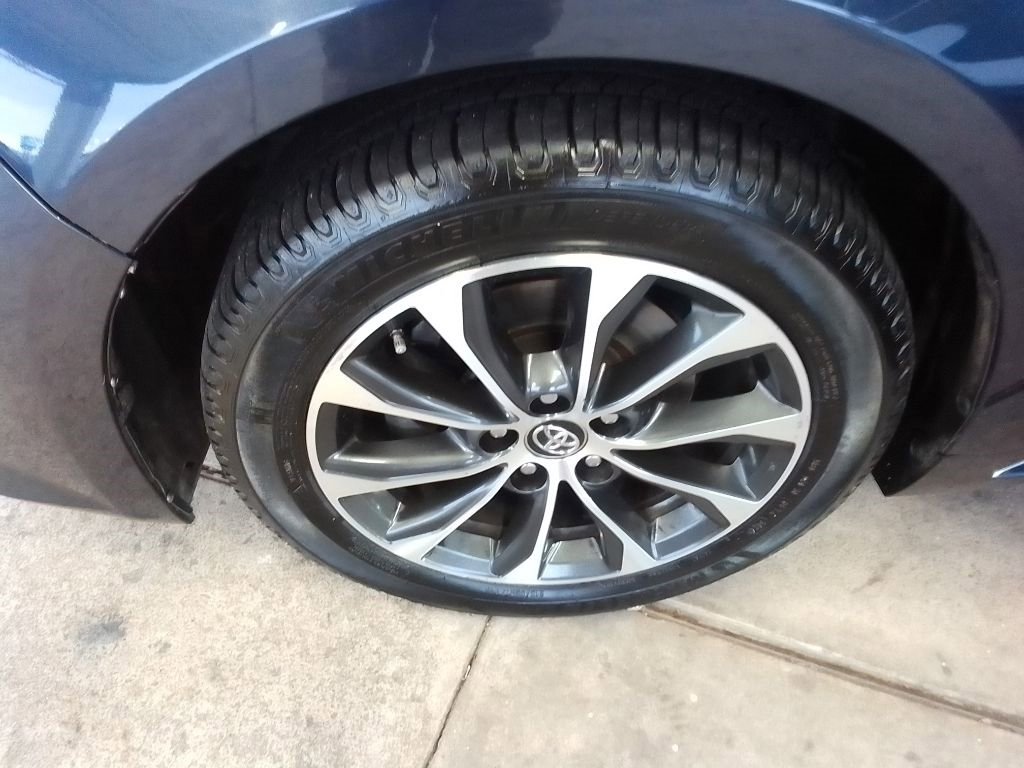 Used 2017 Toyota Avalon XLE Premium w/ All Weather Liner Package image 26