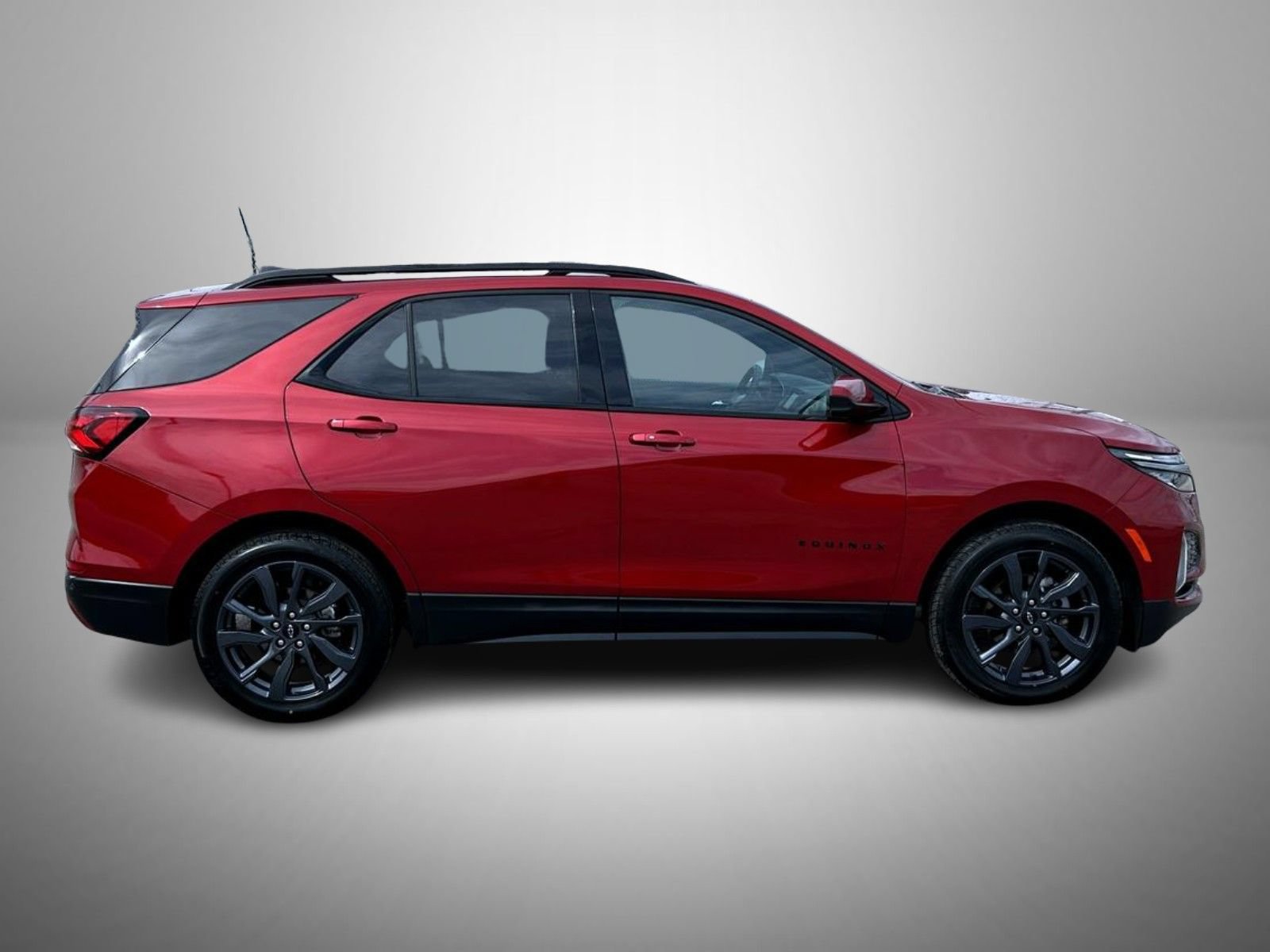Used 2023 Chevrolet Equinox RS AWD/4WD image 4