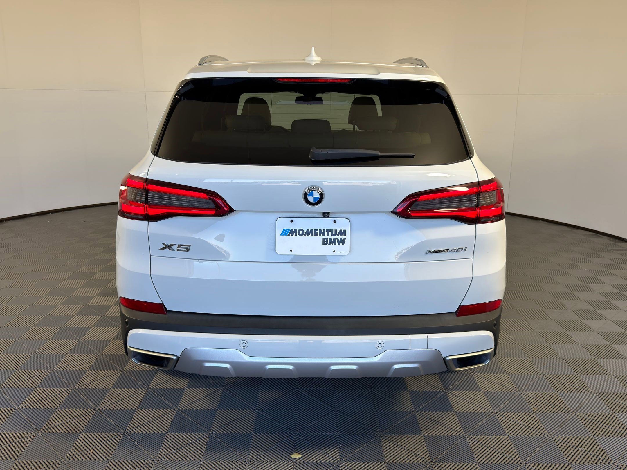 Used 2019 BMW X5 xDrive40i w/ Premium Package 2 image 8