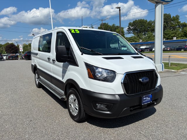 Certified 2025 Ford Transit 250 Low Roof w/ Exterior Upgrade Package RWD image 9