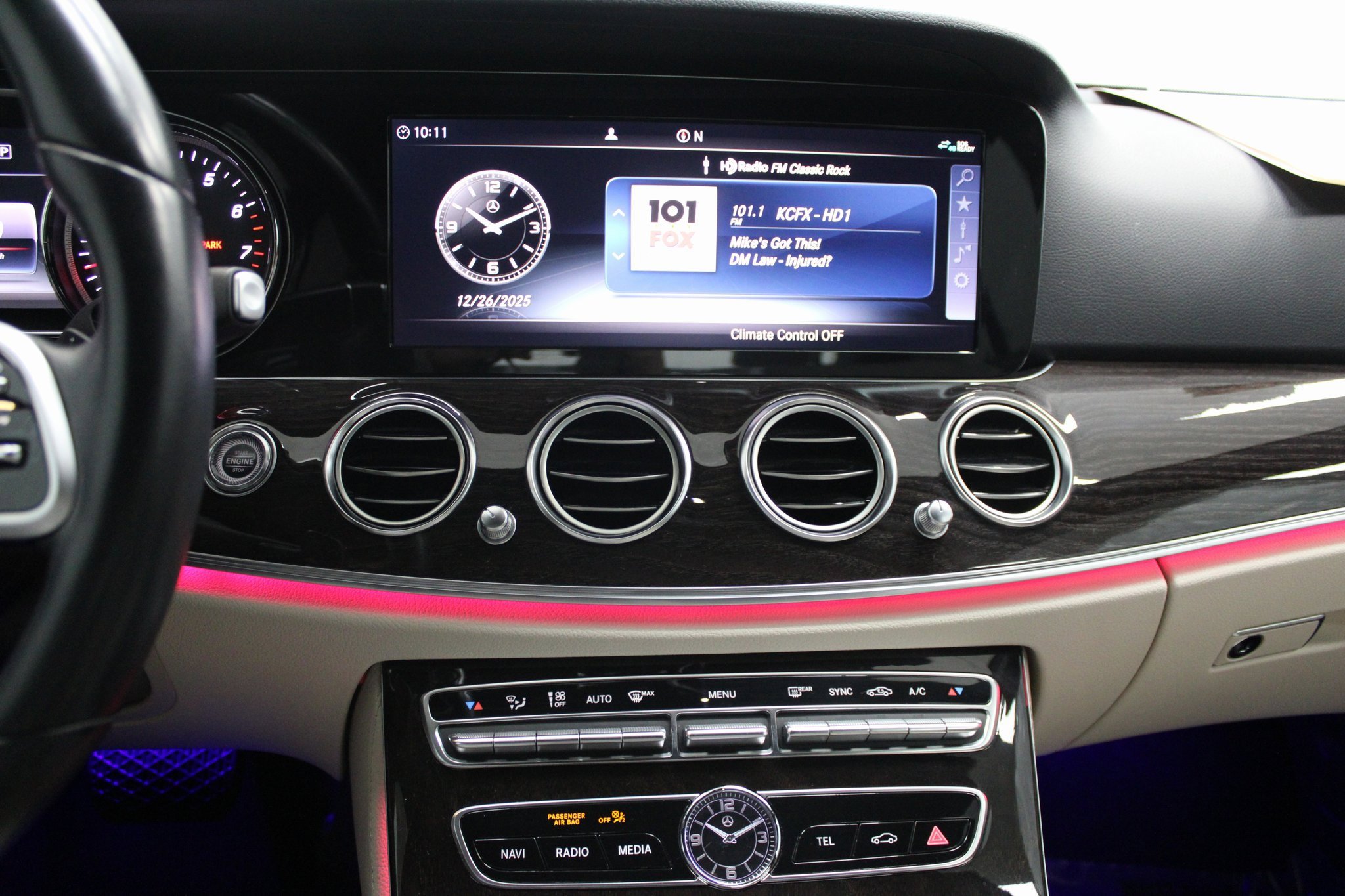 Used 2019 Mercedes-Benz E 450 4MATIC Sedan w/ Premium Package image 30