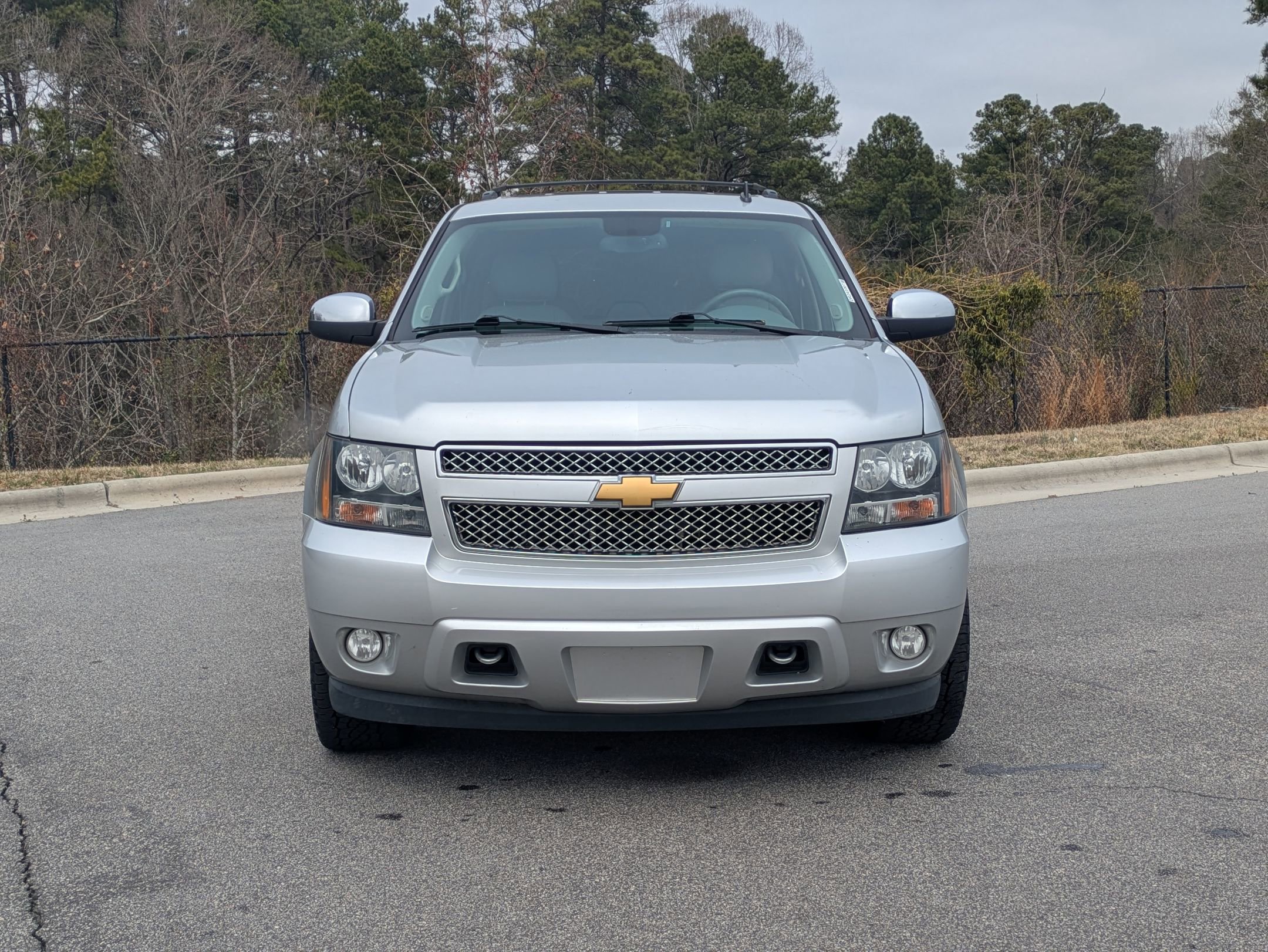 Used 2013 Chevrolet Tahoe LTZ image 2