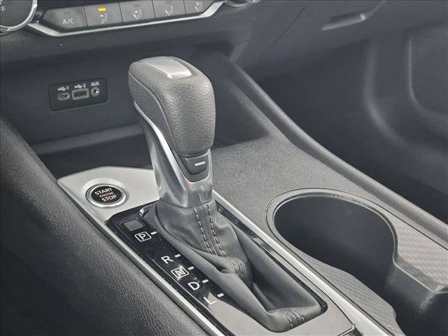 Used 2025 Nissan Altima 2.5 SV FWD image 10