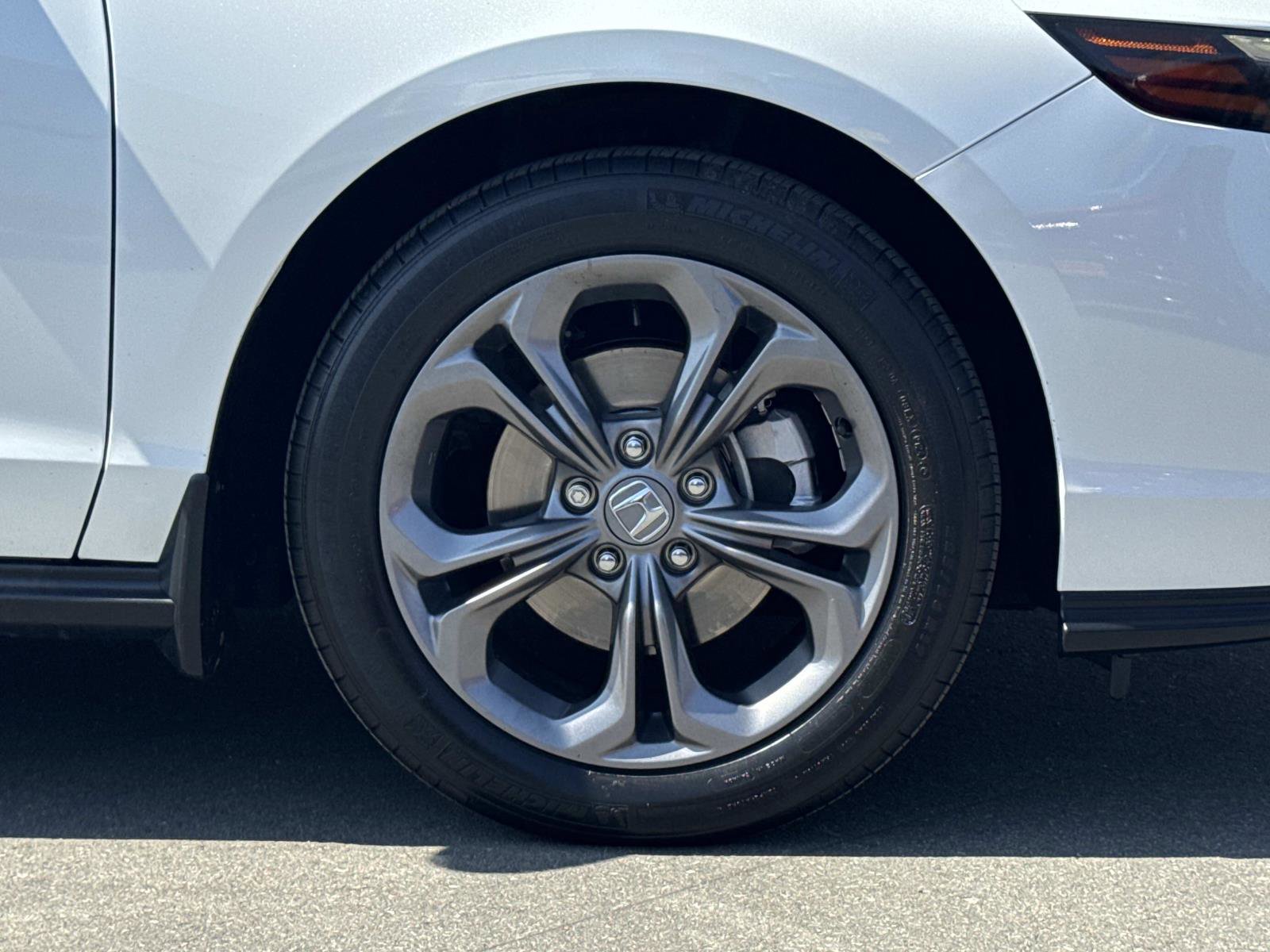 Used 2024 Honda Accord EX image 29