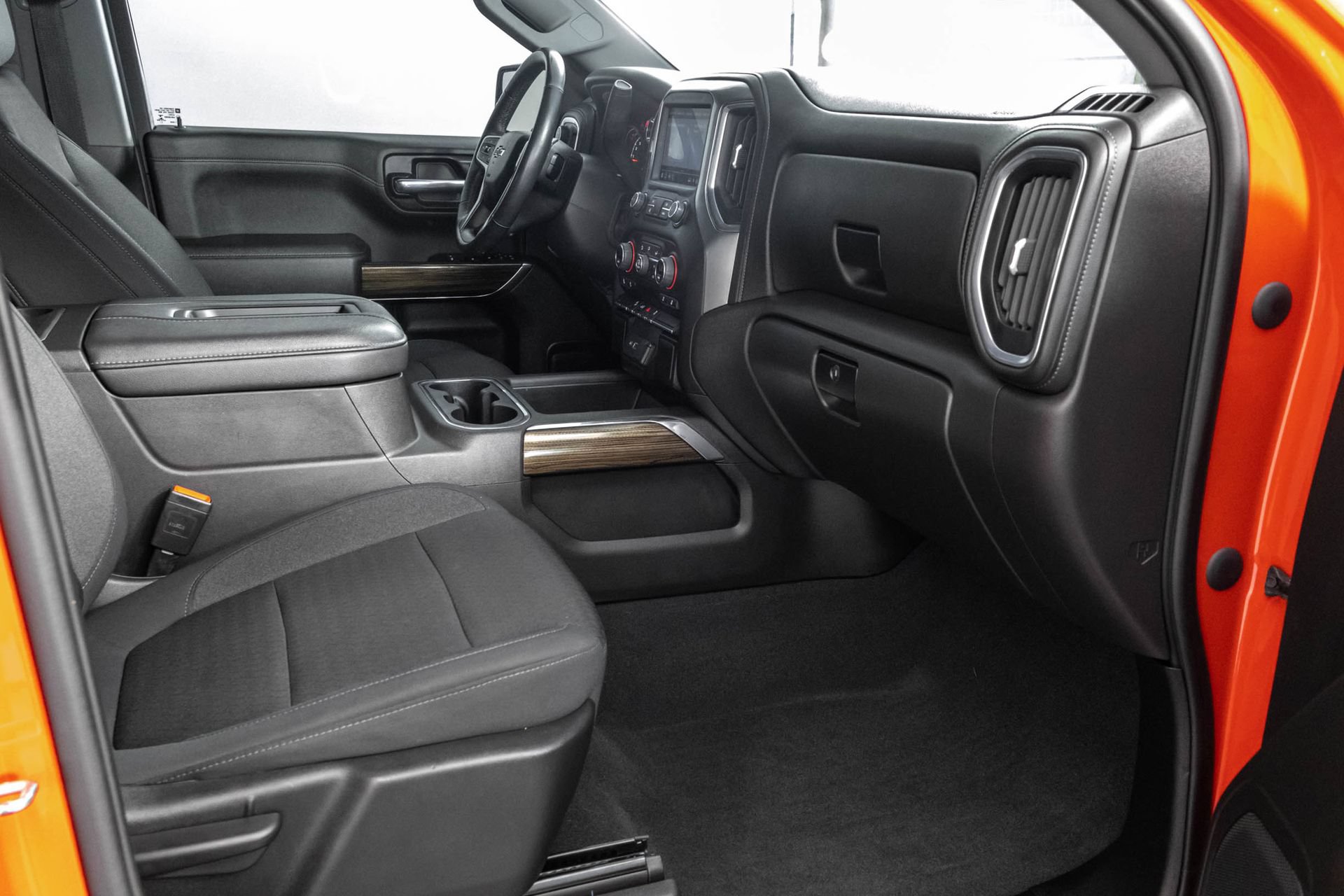 Used 2022 Chevrolet Silverado 1500 LT Trail Boss AWD/4WD image 37