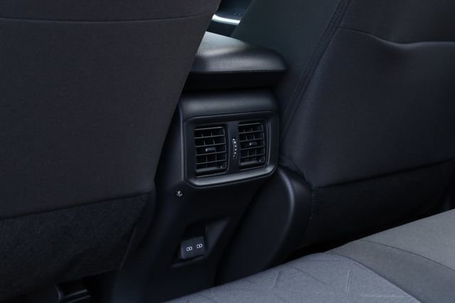 Used 2025 Toyota RAV4 XLE image 10