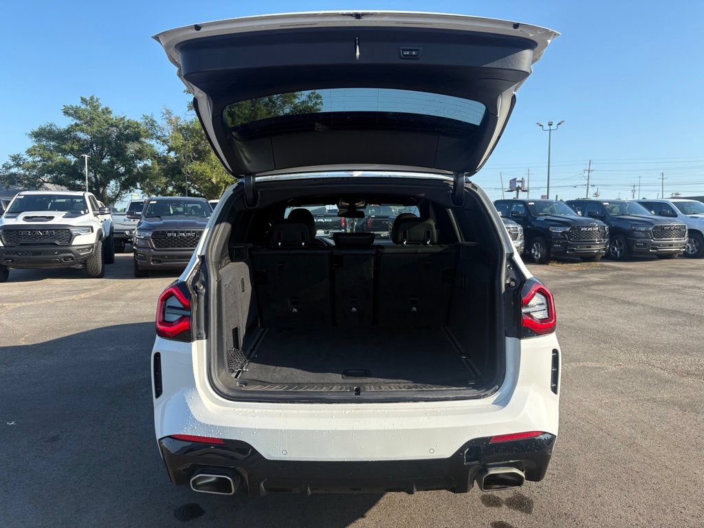 Used 2022 BMW X3 xDrive30i w/ M Sport Package 2 AWD/4WD image 7