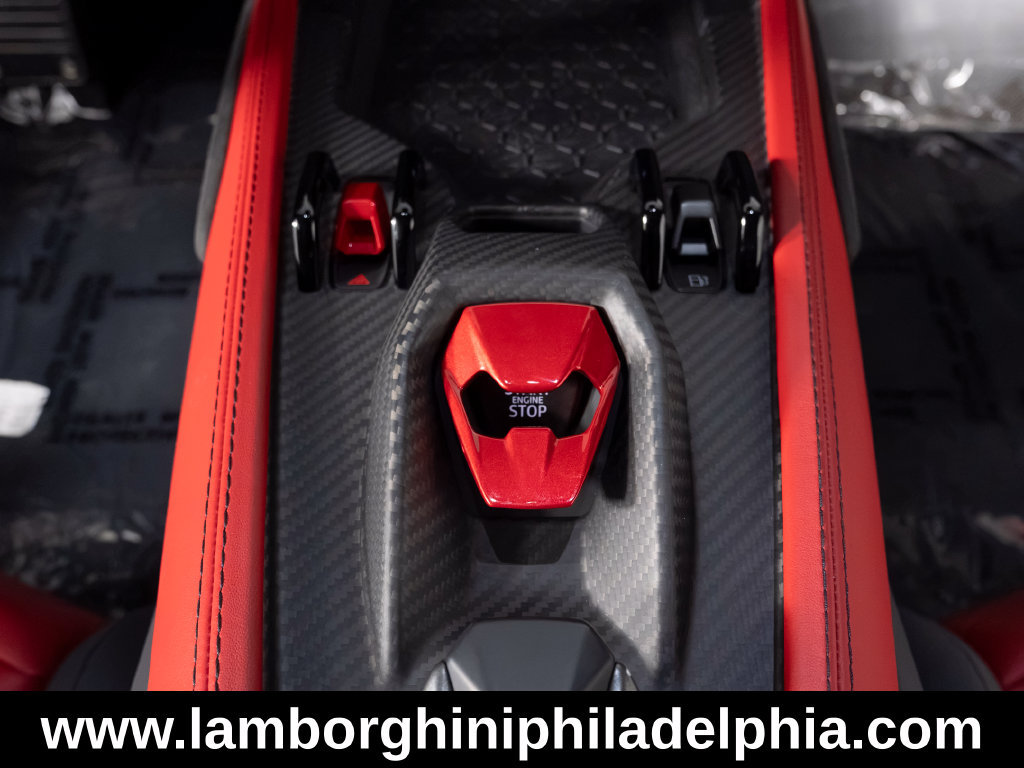 Used 2024 Lamborghini Revuelto AWD/4WD image 28