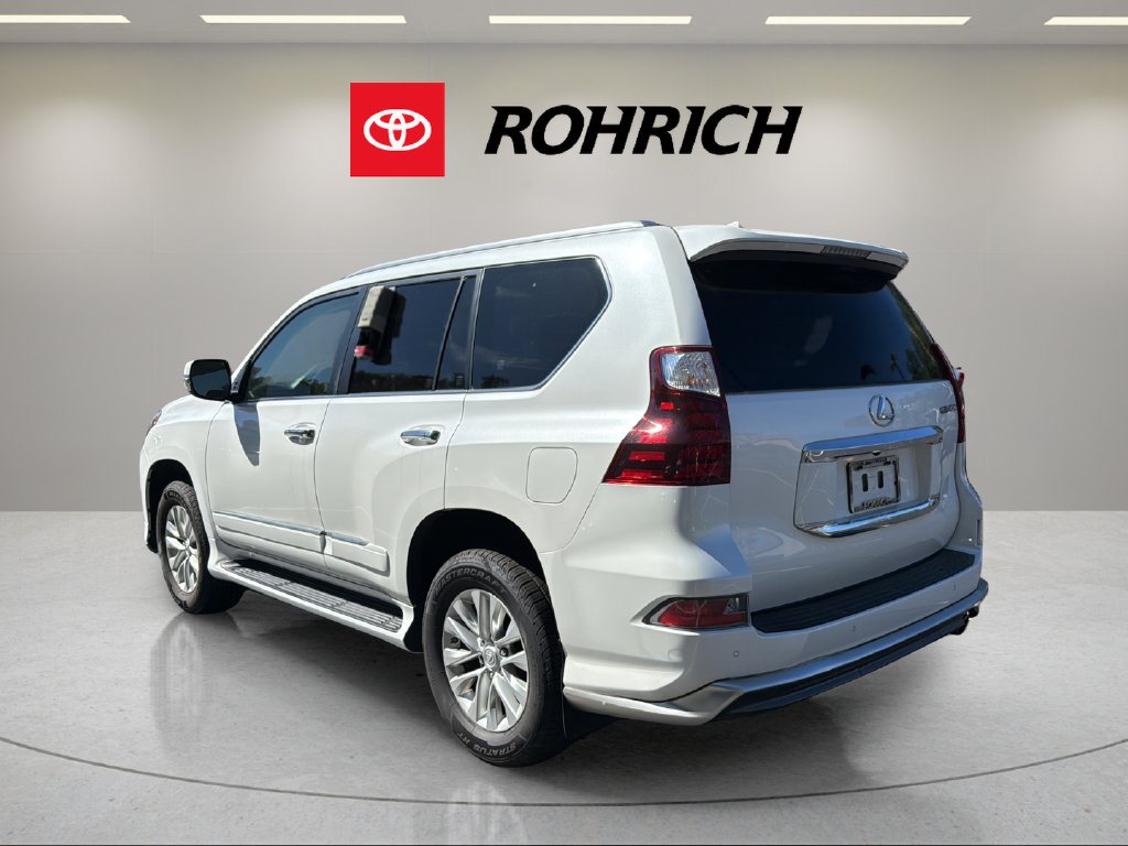 Used 2017 Lexus GX 460 Luxury w/ Sport Design Package AWD/4WD image 8