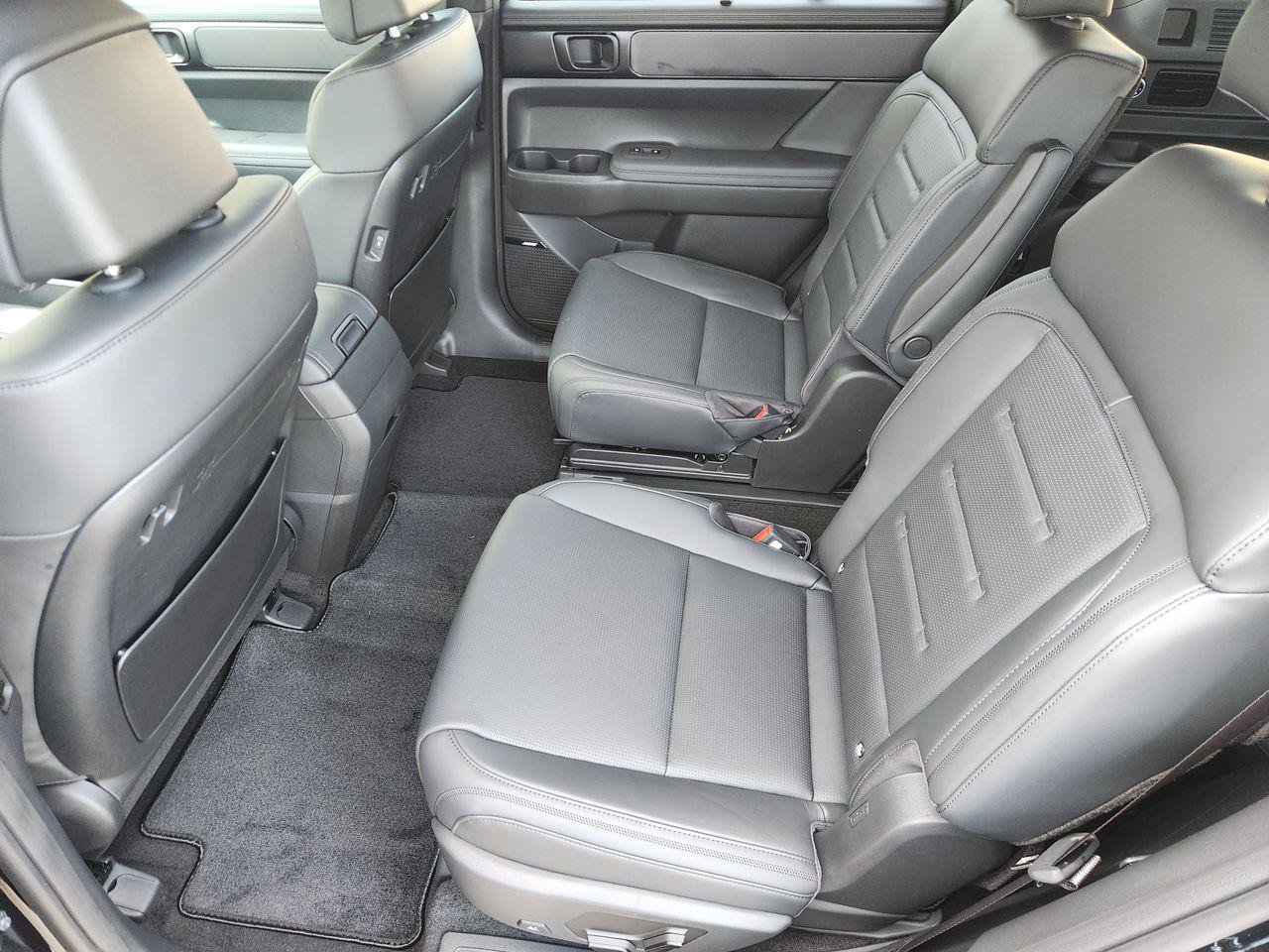 New 2027 Hyundai Santa Fe Calligraphy FWD image 30