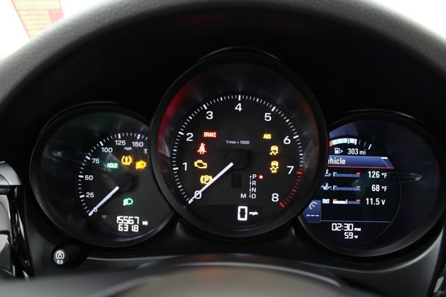 Used 2023 Porsche Macan Turbo AWD/4WD image 18