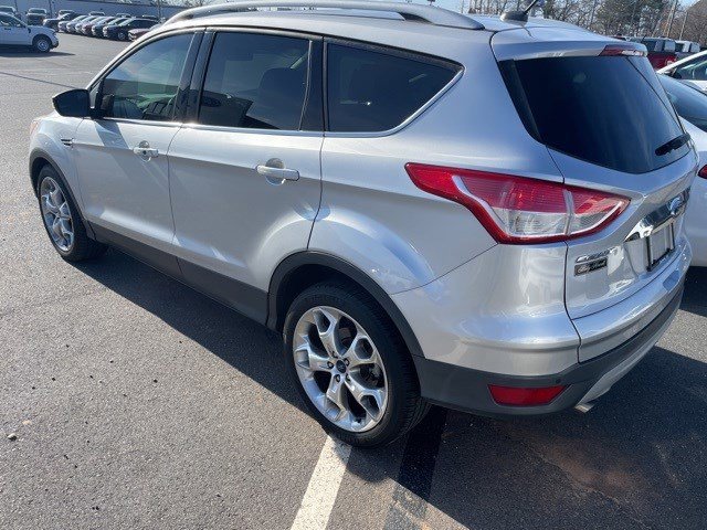 Used 2016 Ford Escape Titanium w/ Equipment Group 301A image 4