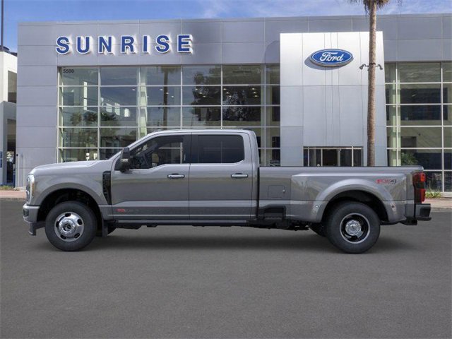 New 2026 Ford F350 Platinum image 3