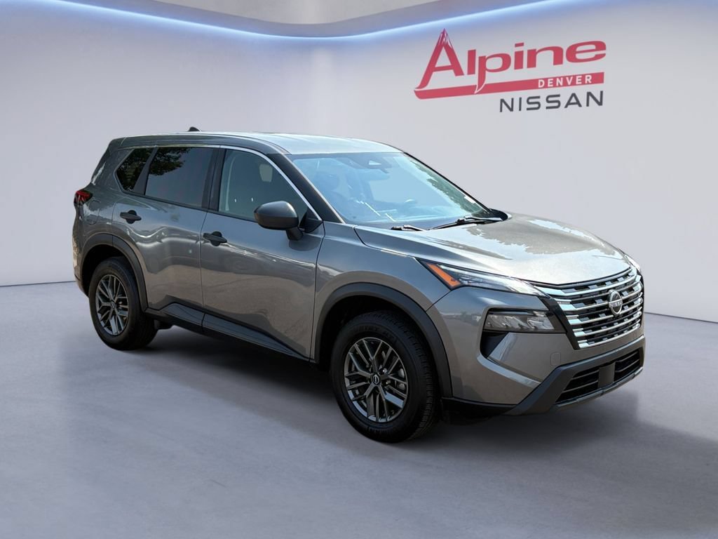 Used 2024 Nissan Rogue S FWD image 7