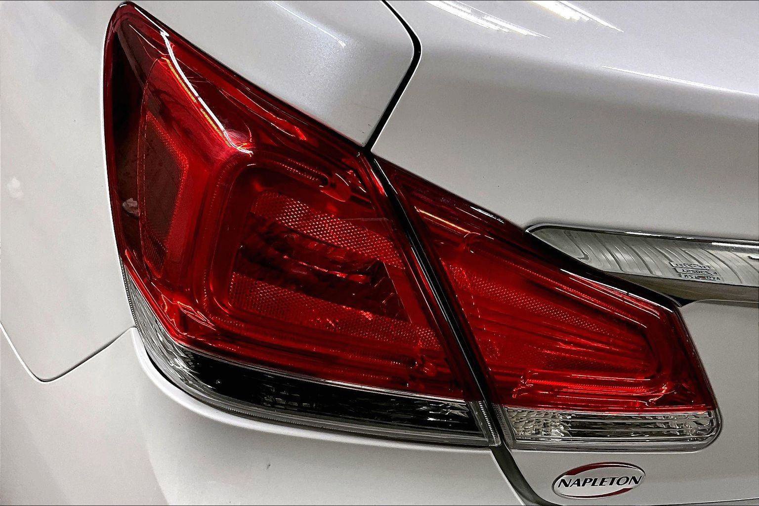 Used 2012 Toyota Avalon 4DR SDN image 31