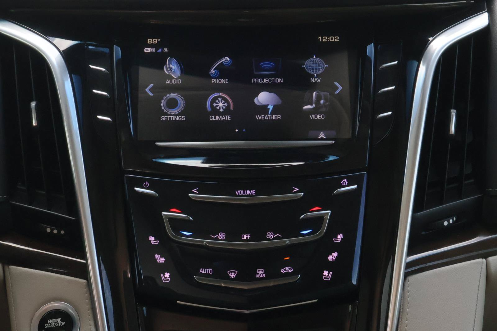 Used 2019 Cadillac Escalade Premium Luxury w/ LPO, Radiant Package RWD image 13