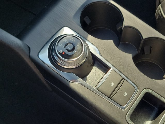 New 2024 Ford Escape ST-Line w/ Tech Pack #1 FWD image 30