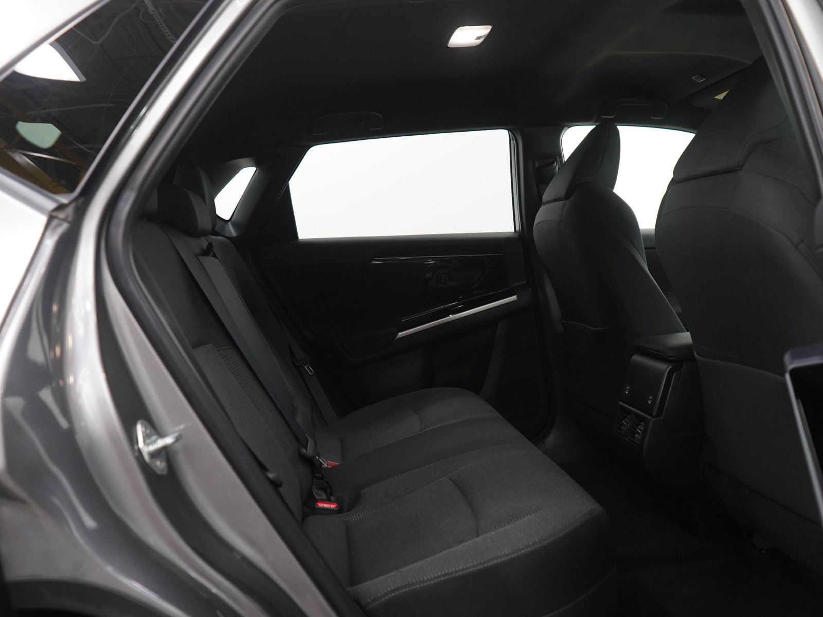 Used 2024 Subaru Solterra Premium image 11