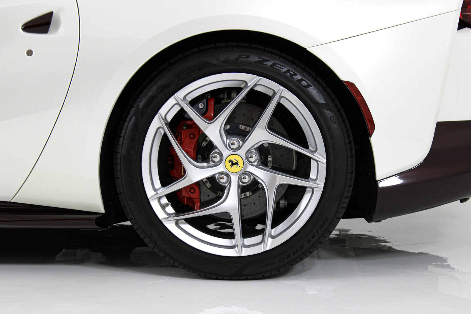 Certified 2020 Ferrari 812 Superfast RWD image 14