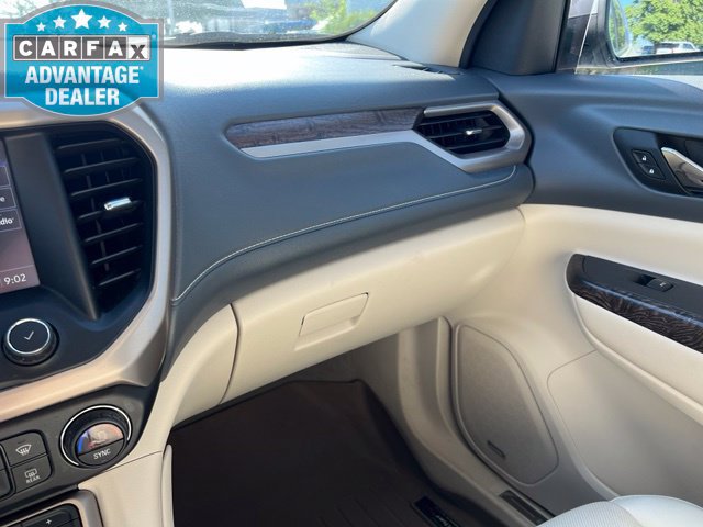 Used 2021 GMC Acadia Denali w/ Denali Ultimate Package AWD/4WD image 18