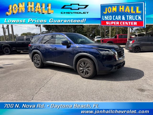 Used 2022 Nissan Pathfinder SV w/ SV Premium Package FWD image 13