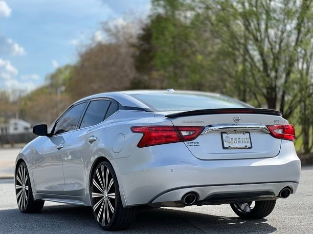 Used 2016 Nissan Maxima SR w/ Interior Lighting Package FWD image 7
